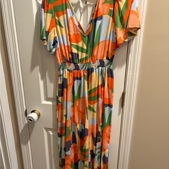 Colorful Maxi Dress - Picture 2 of 3